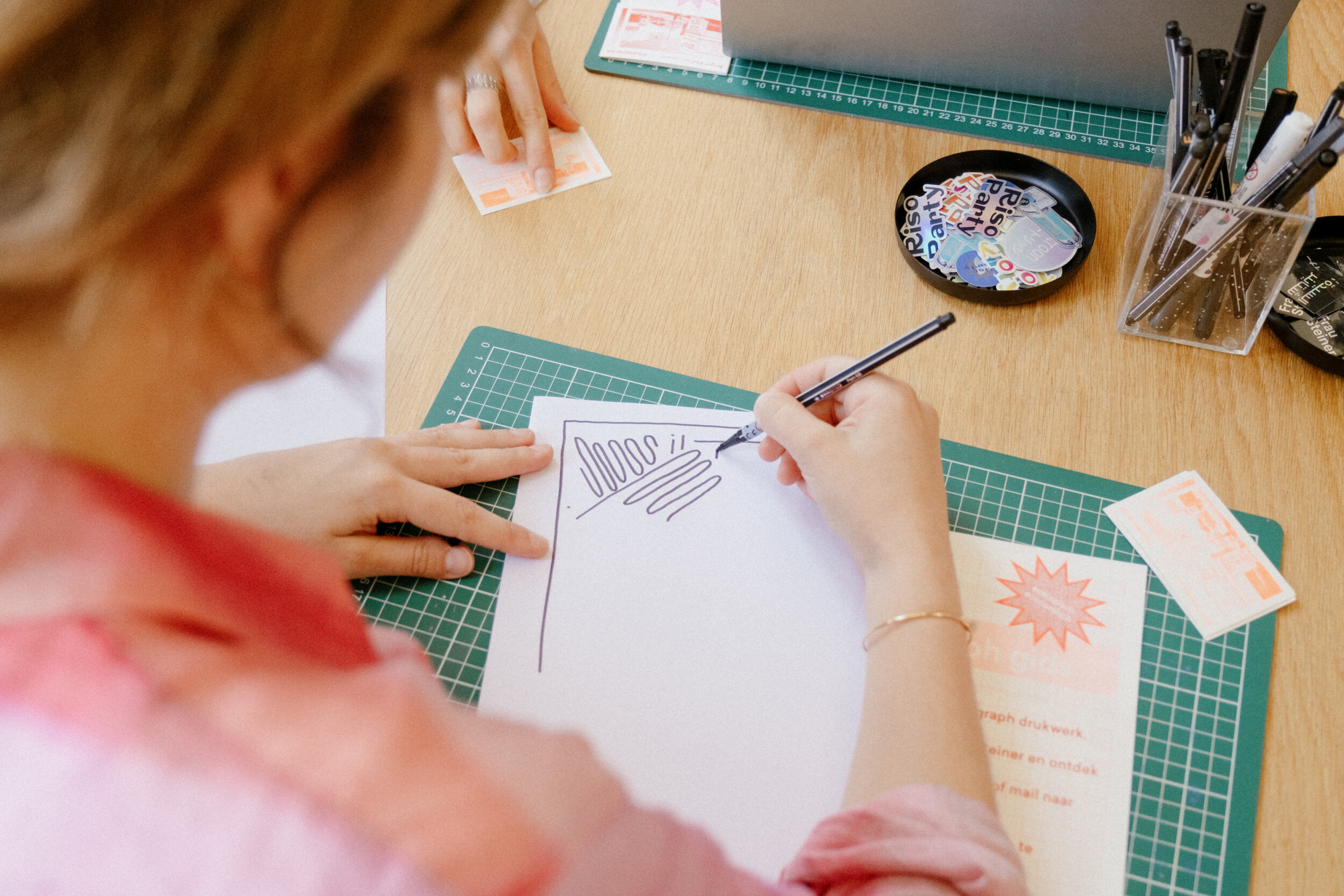 Wecandoo - Créez des carnets colorés en risographie avec Meriem - Image n°1