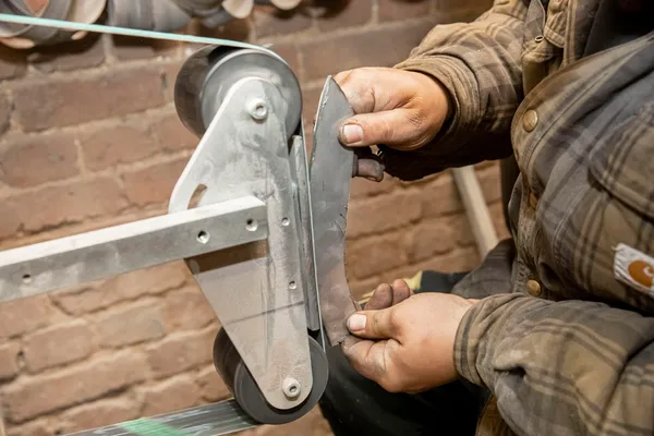 Réalisez votre couteau pliant damas sur une journée avec Pierre-Damien - Afbeelding nr. 3 - Wecandoo