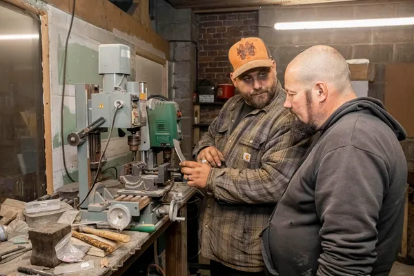 Réalisez votre couteau pliant damas sur une journée avec Pierre-Damien - Afbeelding nr. 2 - Wecandoo