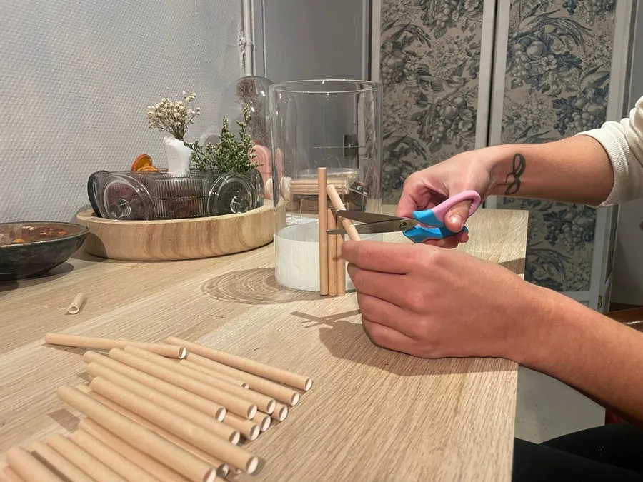 Décorez votre photophore fleuri XL avec Caroline - Image n°1 - Wecandoo