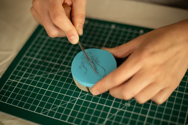 Rassemblez votre équipe et gravez votre tampon unique avec Ghislaine - Image n°3 - Wecandoo