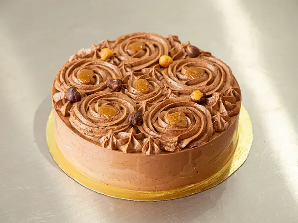 Réalisez votre entremet chocolat-noisette avec Hanane - Image n°5 - Wecandoo