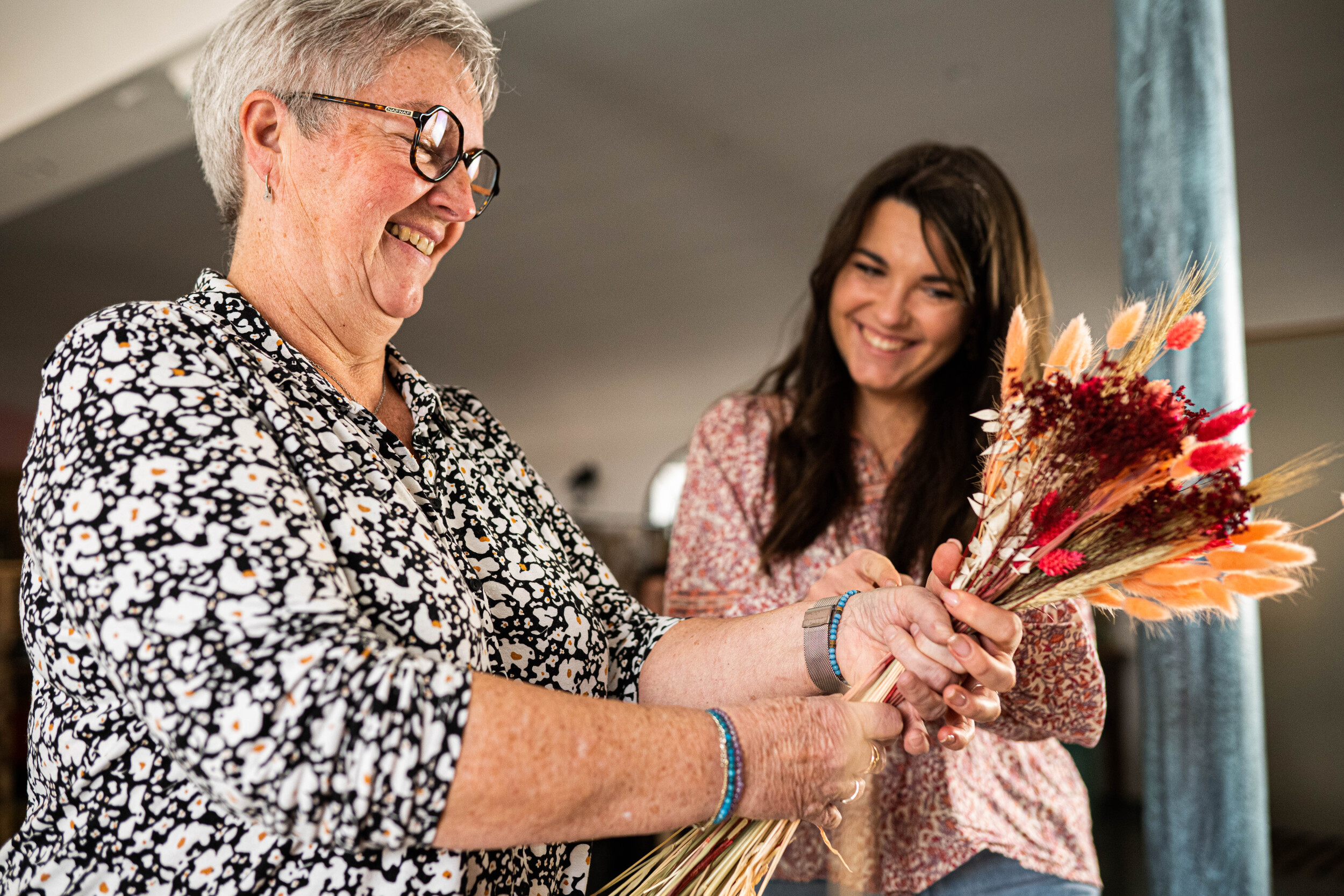 Wecandoo - Réalisez votre bouquet de fleurs séchées avec Lauriane et Johanna - Image n°1