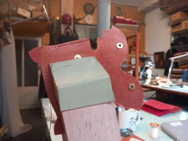 Captivez votre équipe et réalisez votre petite maroquinerie avec Claire - Afbeelding nr. 4 - Wecandoo