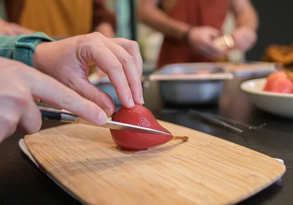 Réalisez et dégustez votre menu végétarien avec Lorine - Image n°1 - Wecandoo