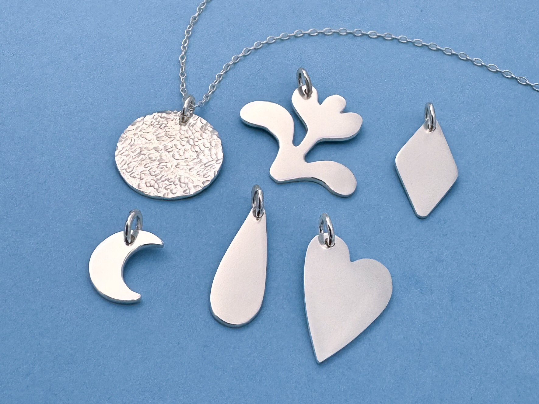 Réalisez votre pendentif en argent