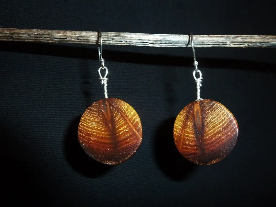 Fabriquez vos bijoux en bois sur une journée - Image n°1 - Wecandoo