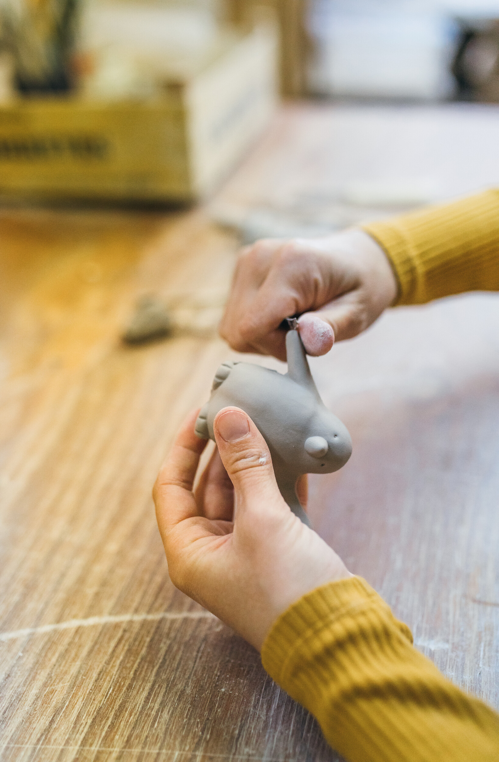 Wecandoo - Sculptez un objet du quotidien en forme d’animal avec Claire et son équipe - Image n°3