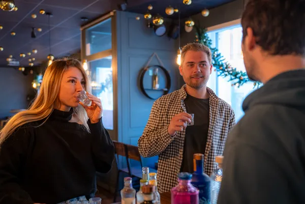 Initiez-vous à la dégustation de gin avec Kevin - Image n°4 - Wecandoo