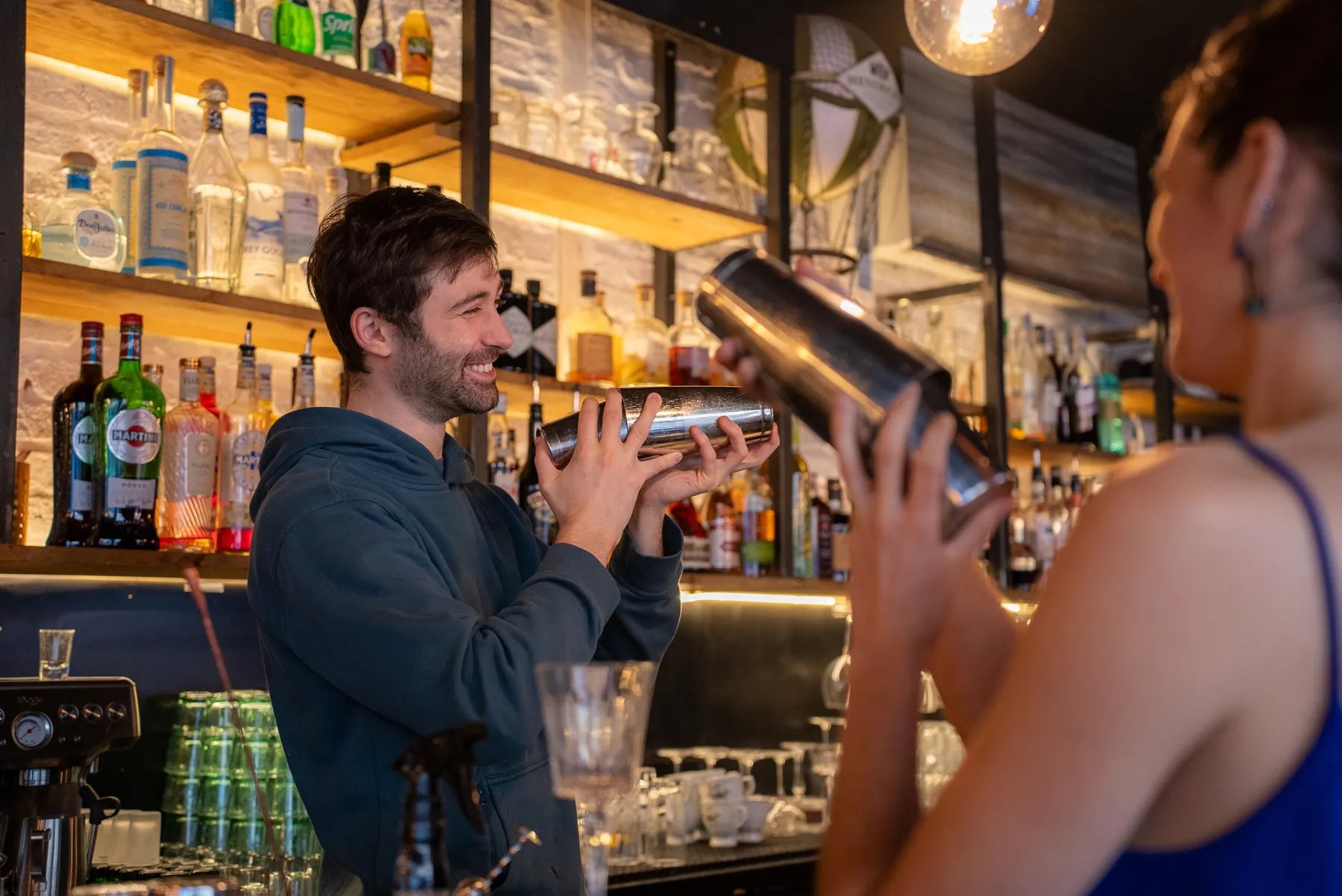 Surprenez votre équipe et réalisez vos cocktails avec Kevin - Image n°3 - Wecandoo