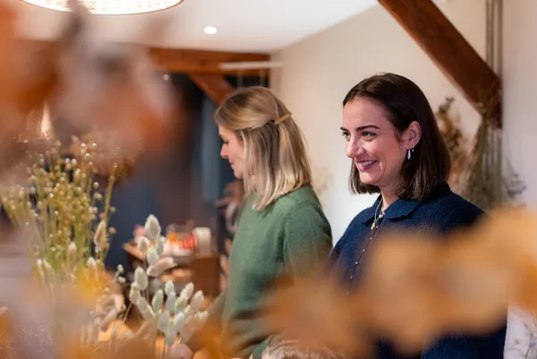 Réalisez votre couronne de fleurs séchées avec Stéphanie - Image n°2 - Wecandoo