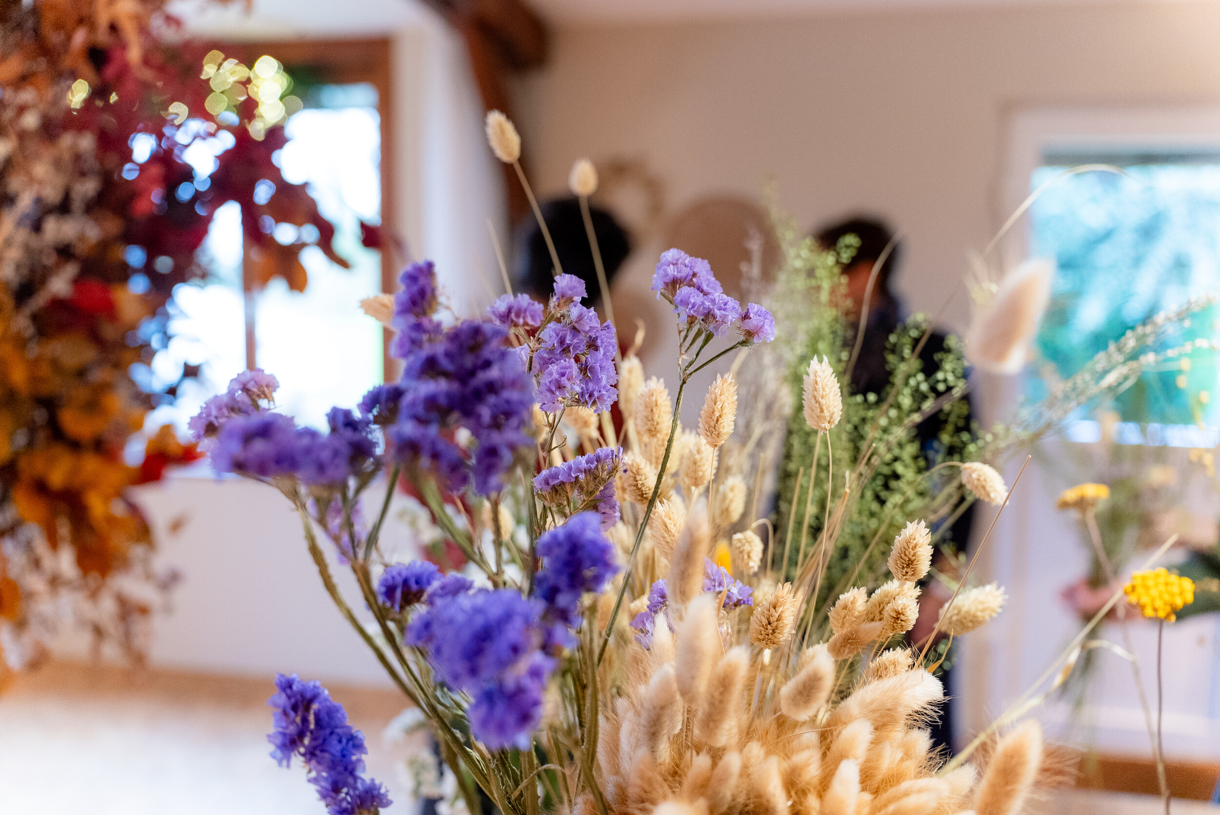 Wecandoo - Réalisez votre bouquet de fleurs séchées avec Stéphanie - Image n°7