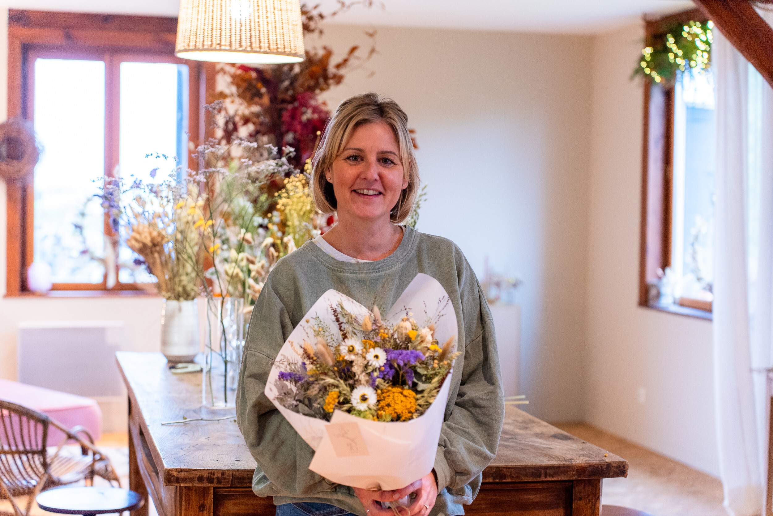 Wecandoo - Réalisez votre bouquet de fleurs séchées avec Stéphanie - Image n°12