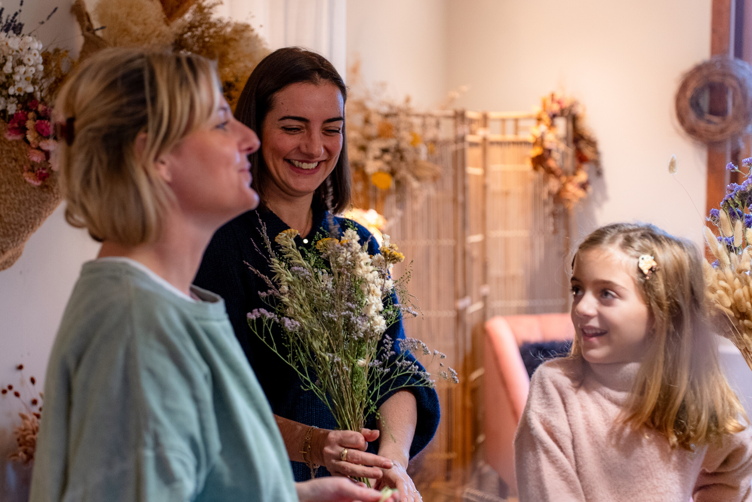 Wecandoo - Réalisez votre bouquet de fleurs séchées avec Stéphanie - Image n°10