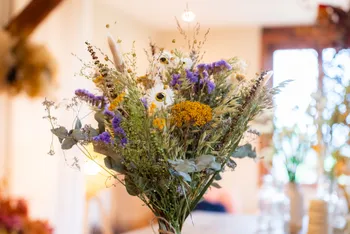 Réalisez votre bouquet de fleurs séchées