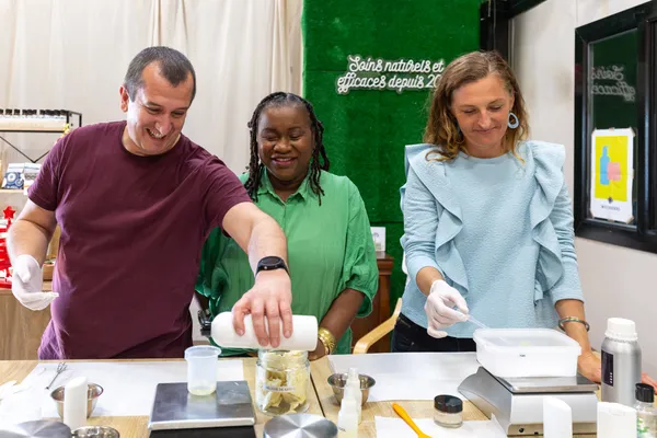 Fabriquez votre duo de soins capillaires avec Joséphine - Image n°1 - Wecandoo