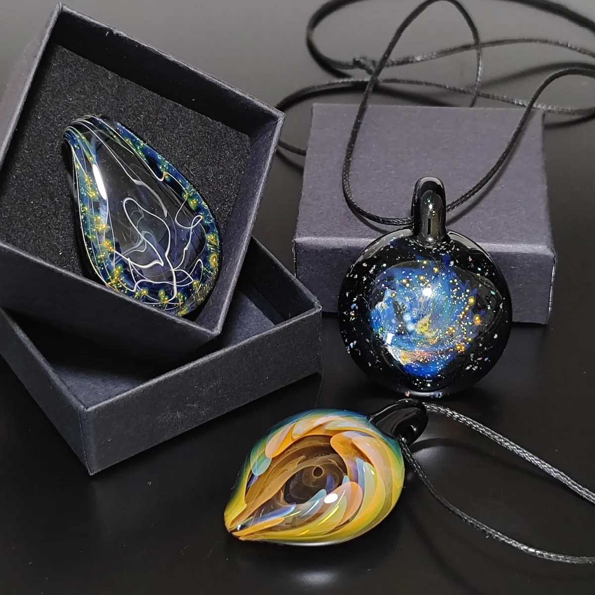 Soufflez votre pendentif en verre