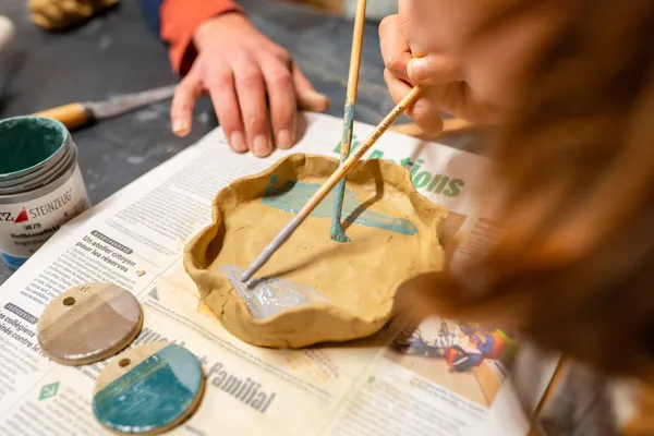 Initiez-vous à la céramique en duo avec votre enfant, accompagnés par Élise - Image n°5 - Wecandoo