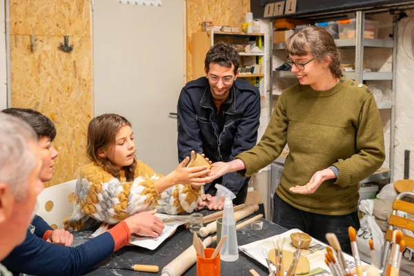 Initiez-vous à la céramique en duo avec votre enfant, accompagnés par Élise - Image n°3 - Wecandoo