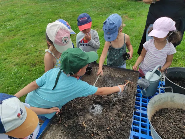 Découvrez une ferme de permaculture en famille avec Blandine - Image n°3 - Wecandoo