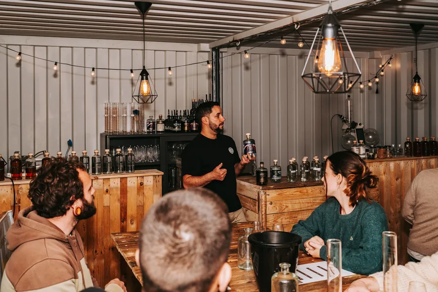 Assemblez votre gin avec Arnaud et Antoine - Image n°1 - Wecandoo