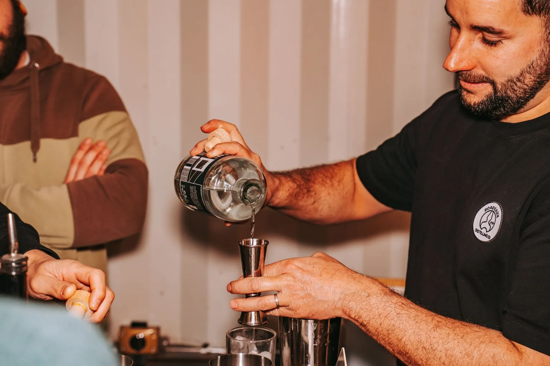 Créez vos cocktails avec des spiritueux locaux uniques avec Arnaud et Antoine - Image n°5 - Wecandoo