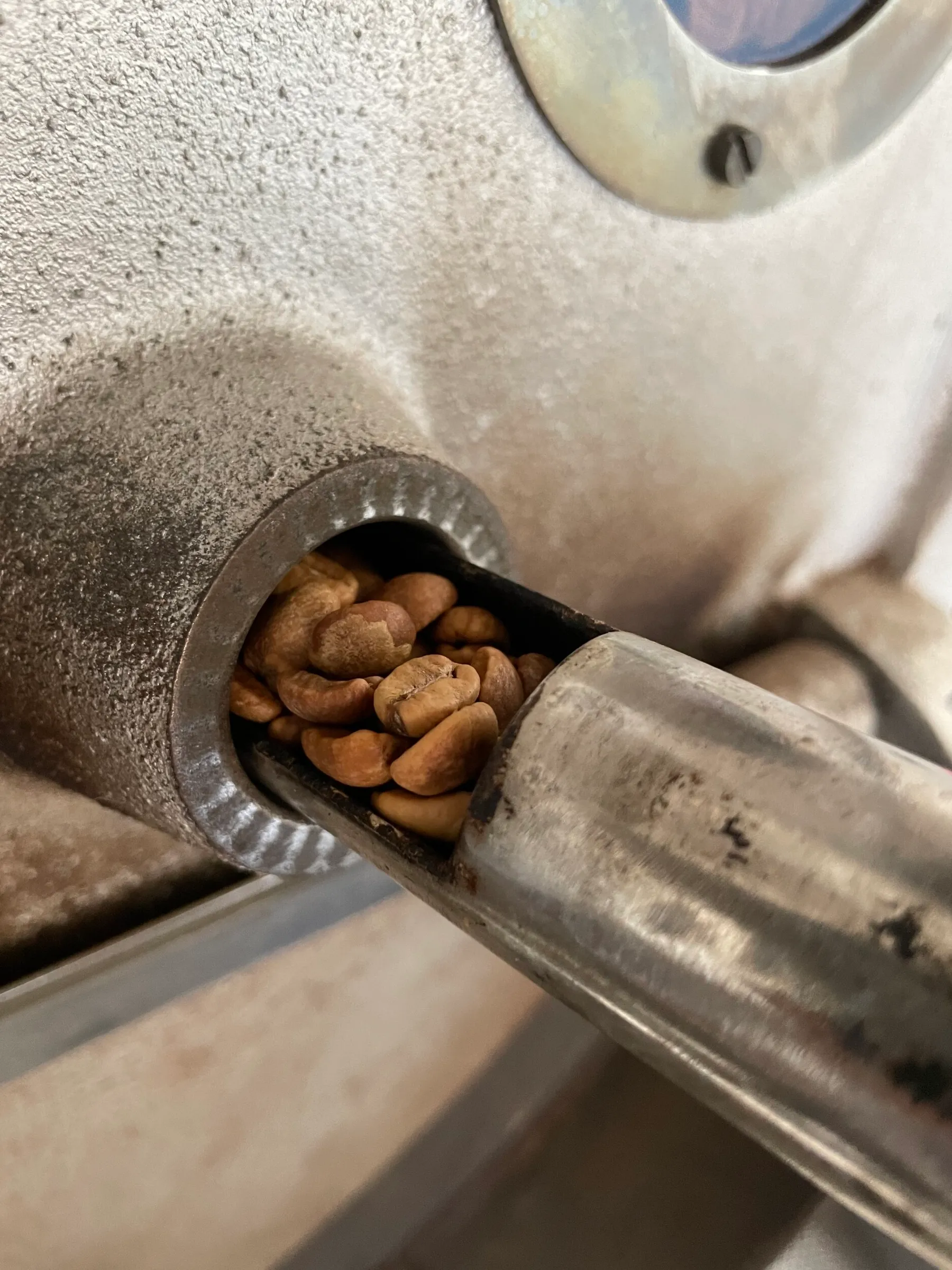 Découvrez les secrets de la torréfaction artisanale avec Xavier - Image n°3 - Wecandoo