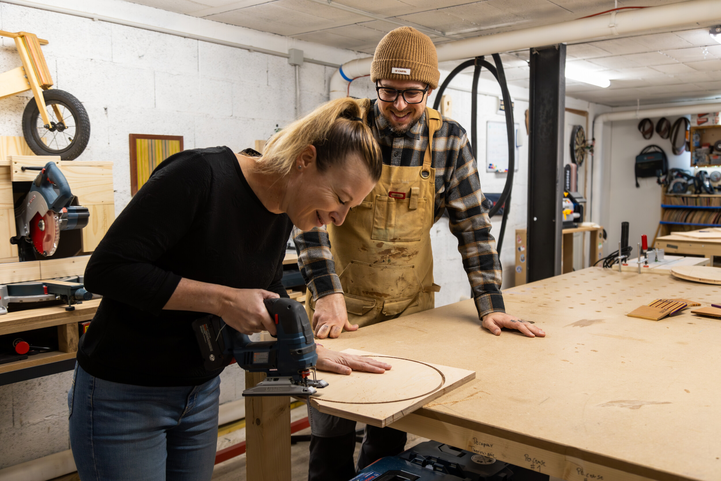 Wecandoo - Réalisez votre tabouret en skates upcyclés sur une journée avec Julien - Image n°4