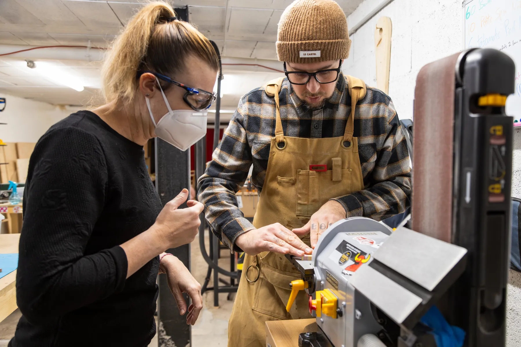 Réalisez vos dessous de verre à partir de skates upcyclés avec Julien - Image n°4 - Wecandoo