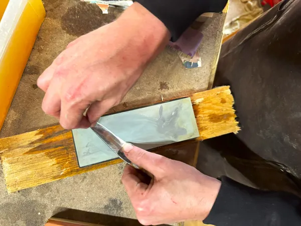 Apprenez à aiguiser votre couteau avec Timothée - Image n°2 - Wecandoo