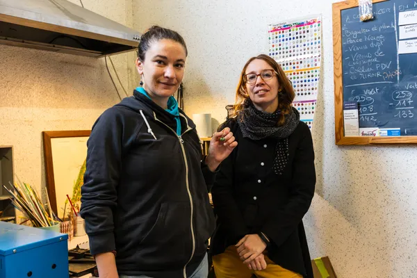 Réalisez votre bijou en argent et en verre au chalumeau avec Marie - Image n°2 - Wecandoo