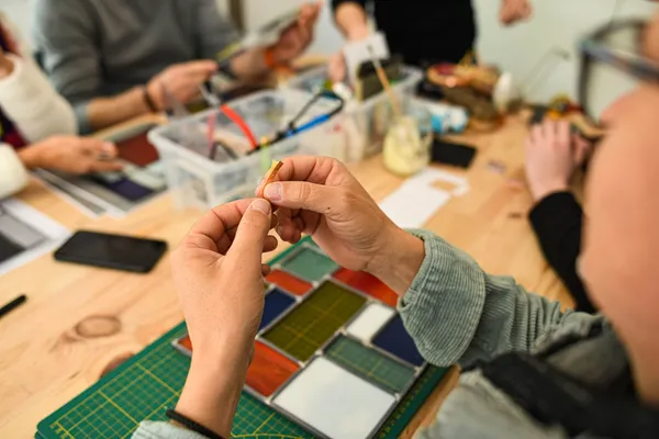 Réalisez votre vitrail sur une journée avec Isabelle - Image n°1 - Wecandoo