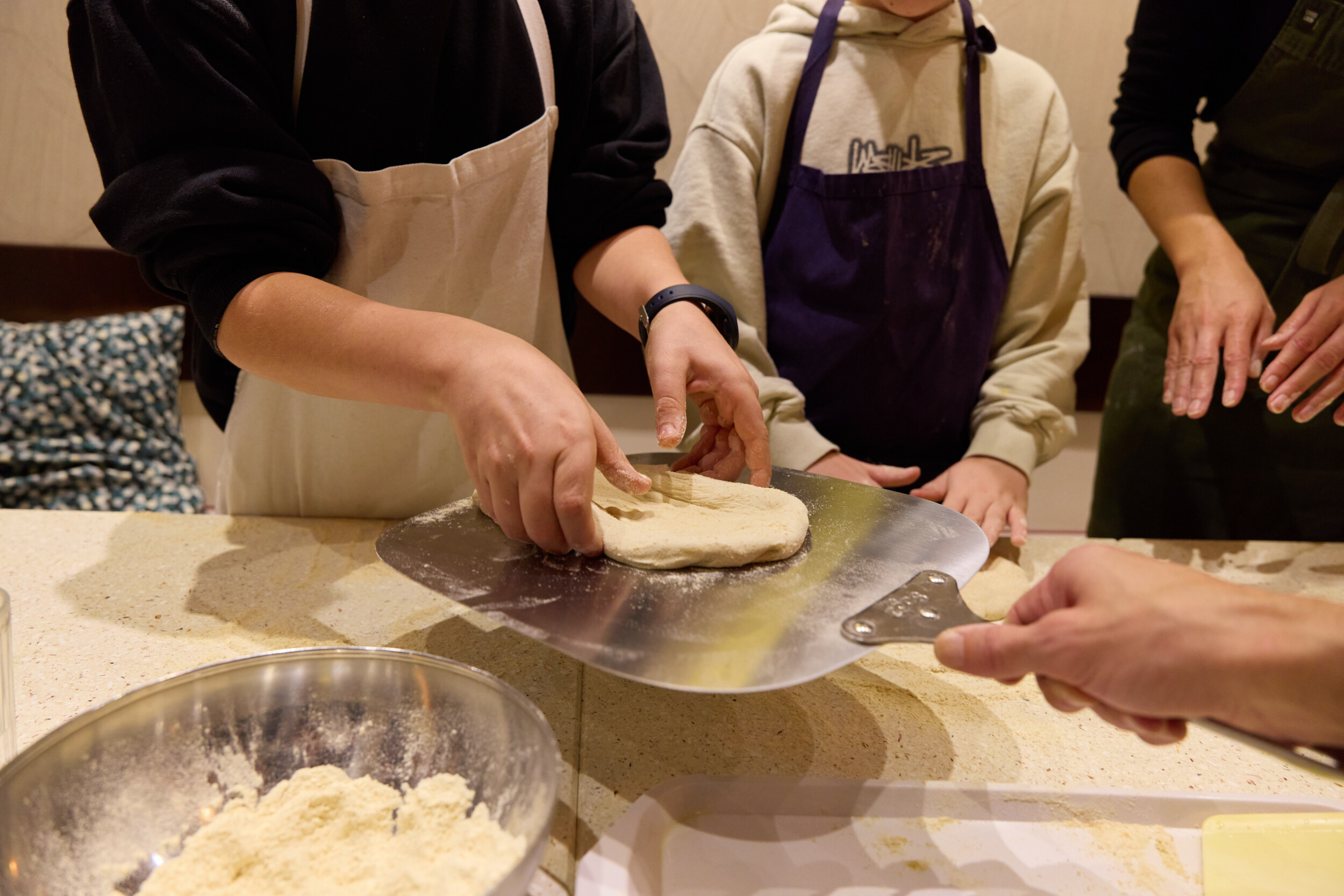 Wecandoo - Réunissez votre équipe et réalisez vos pizzas au levain avec Paul - Image n°2