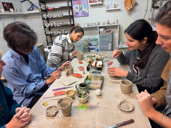 Inspirez votre équipe et modelez le mug de votre collègue avec Aurore - Image n°4 - Wecandoo