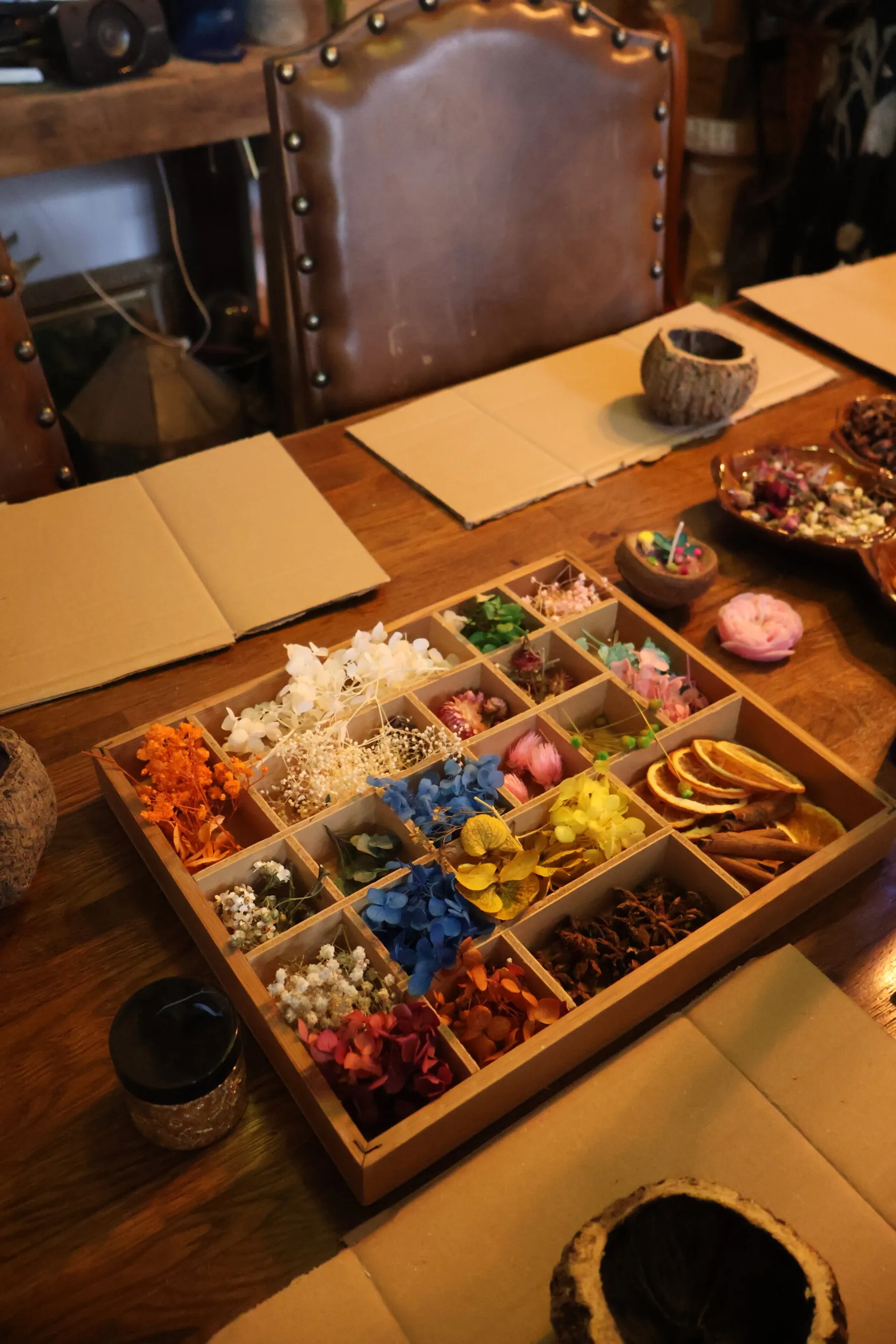 Créez votre bougie en trompe-l'œil cocktail avec Kimiko - Image n°2 - Wecandoo