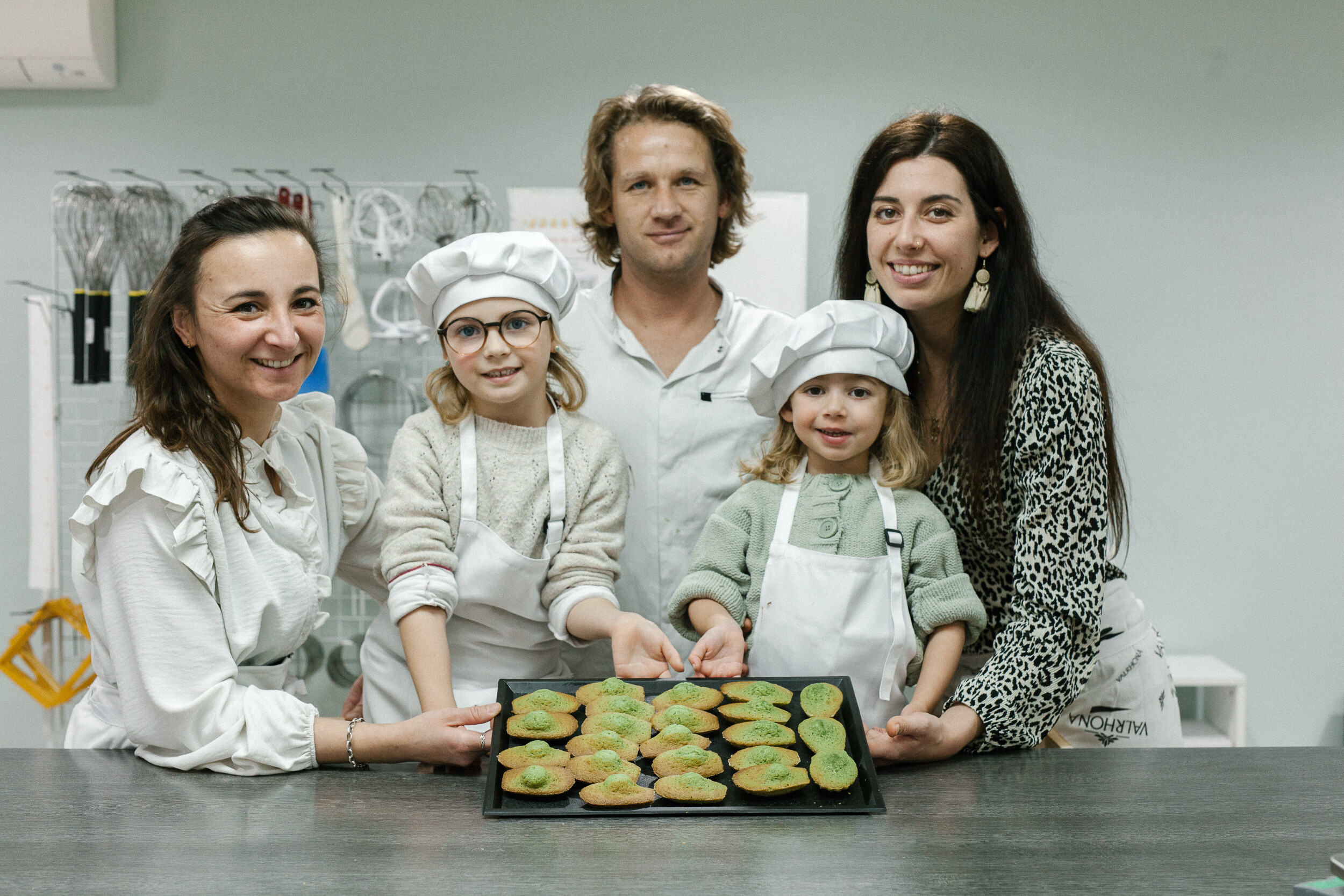 Wecandoo - Réalisez des pâtisseries avec votre enfant accompagnés par Jonathan - Image n°7