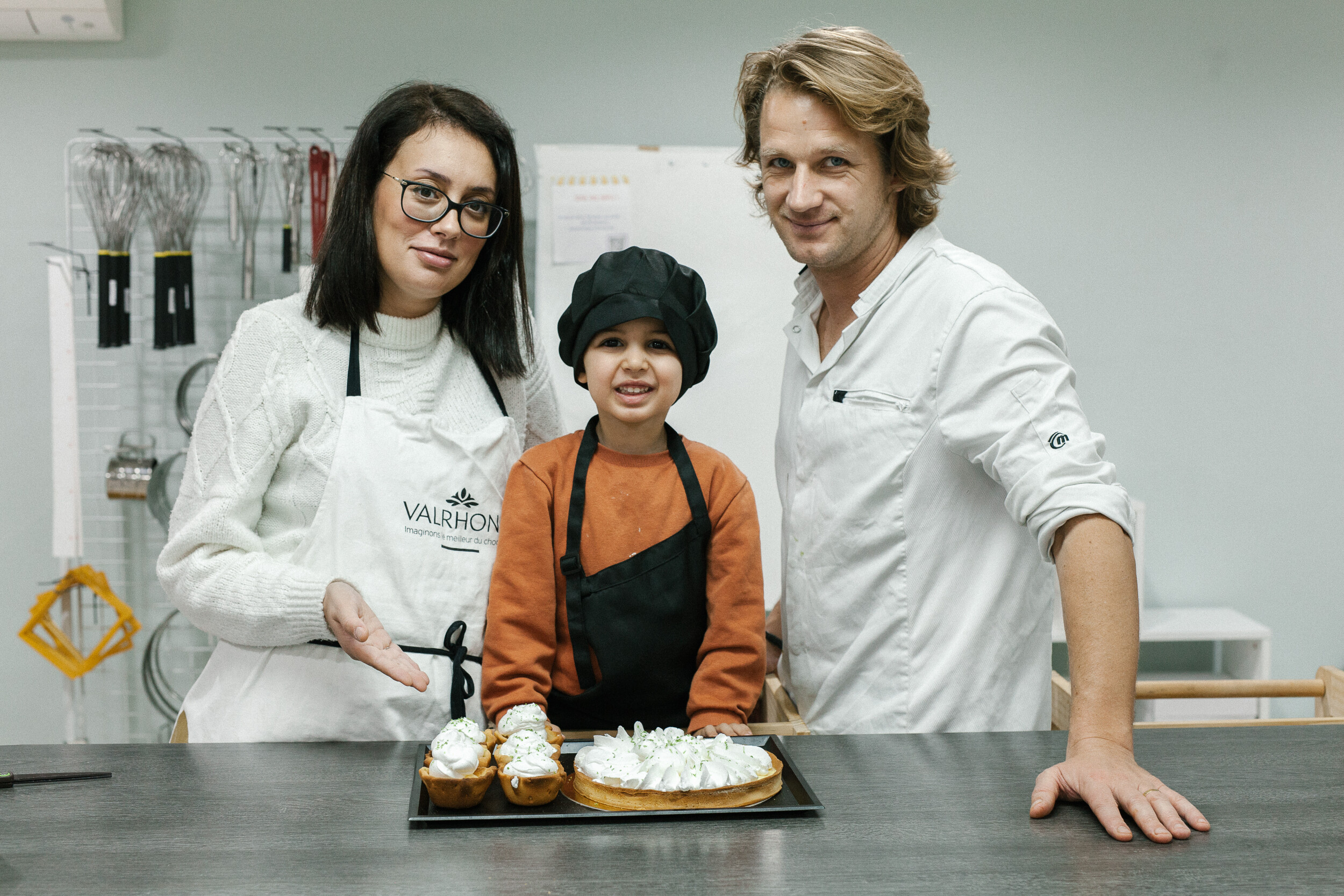 Wecandoo - Réalisez des pâtisseries avec votre enfant accompagnés par Jonathan - Image n°1