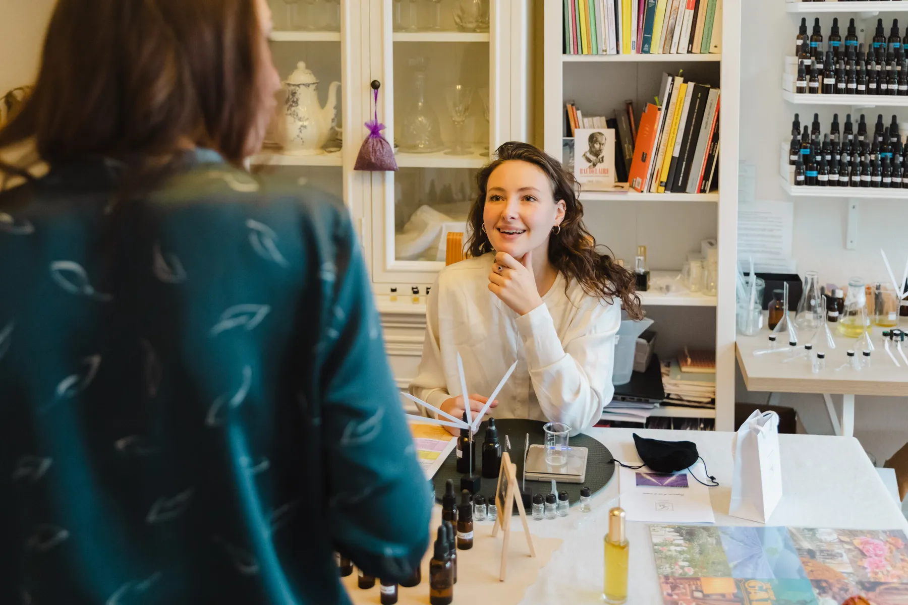 Enchant your team and create a collaborative interior fragrance with Lamia - Image n°1 - Wecandoo