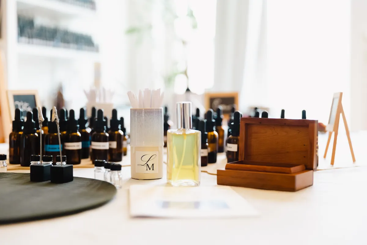 Create an interior fragrance as a group