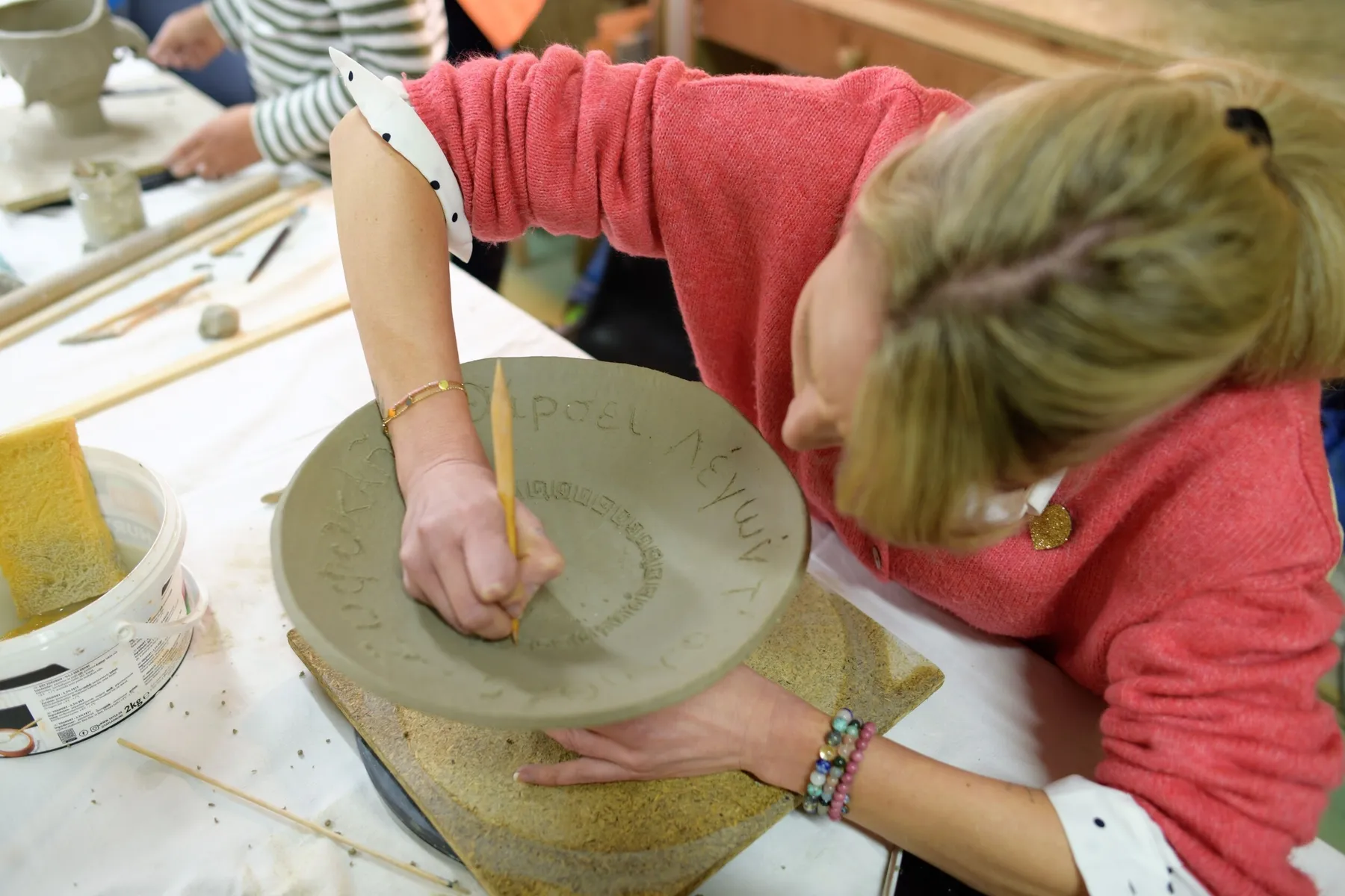 Découvrez le modelage avec Juliette - Image n°5 - Wecandoo