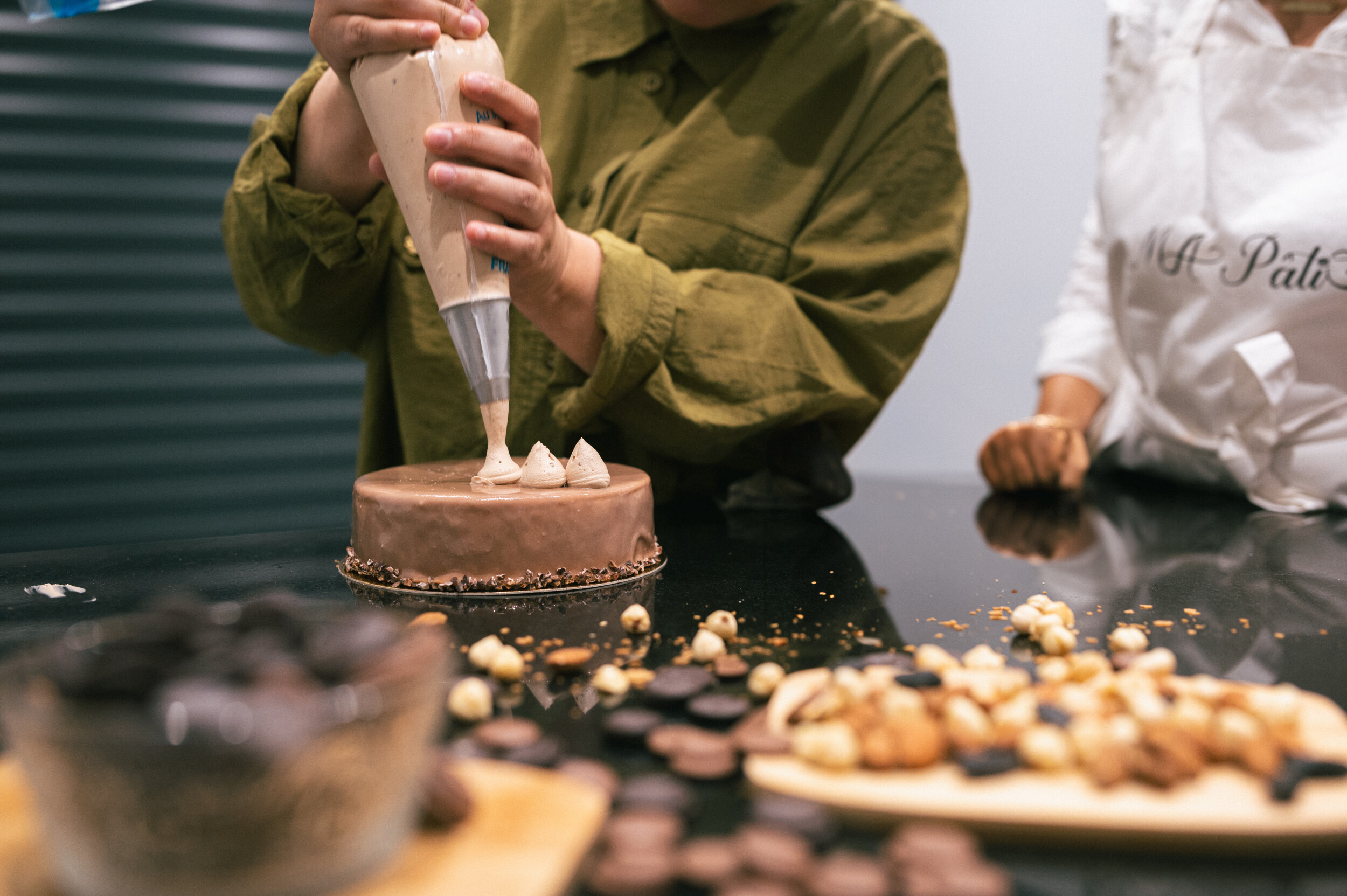 Wecandoo - Réalisez un gâteau au chocolat avec Mohamed-Amine - Image n°4