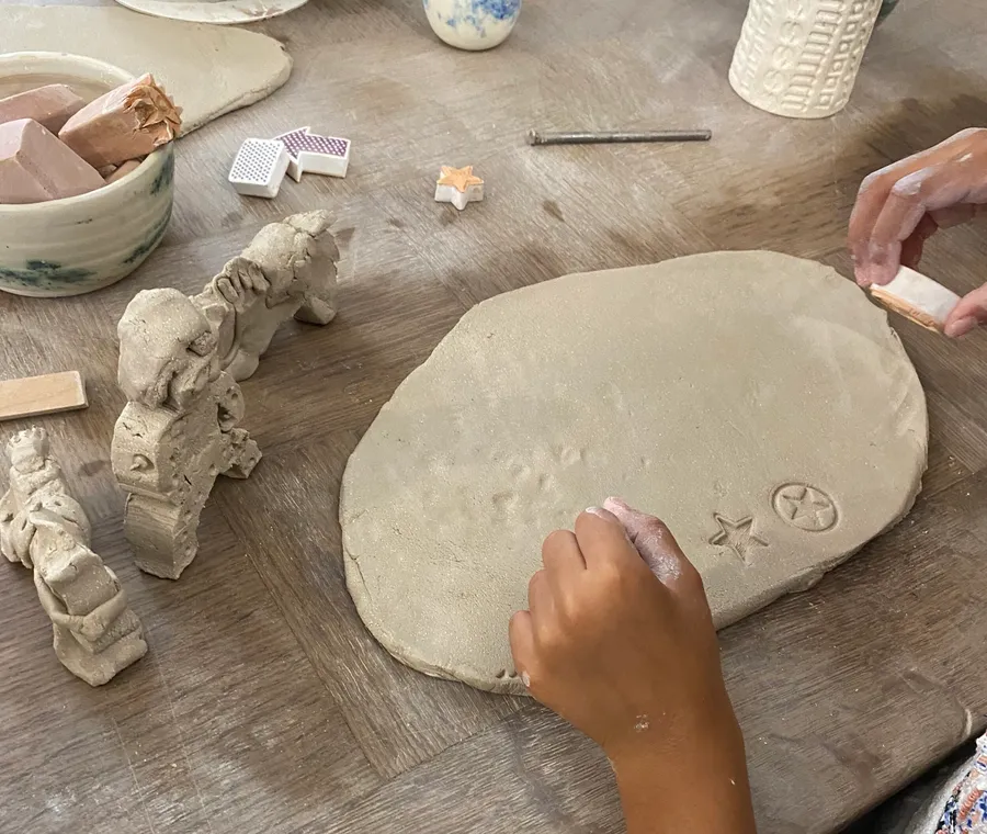 Initiez-vous à la céramique en duo avec votre enfant, accompagnés par José - Image n°1 - Wecandoo
