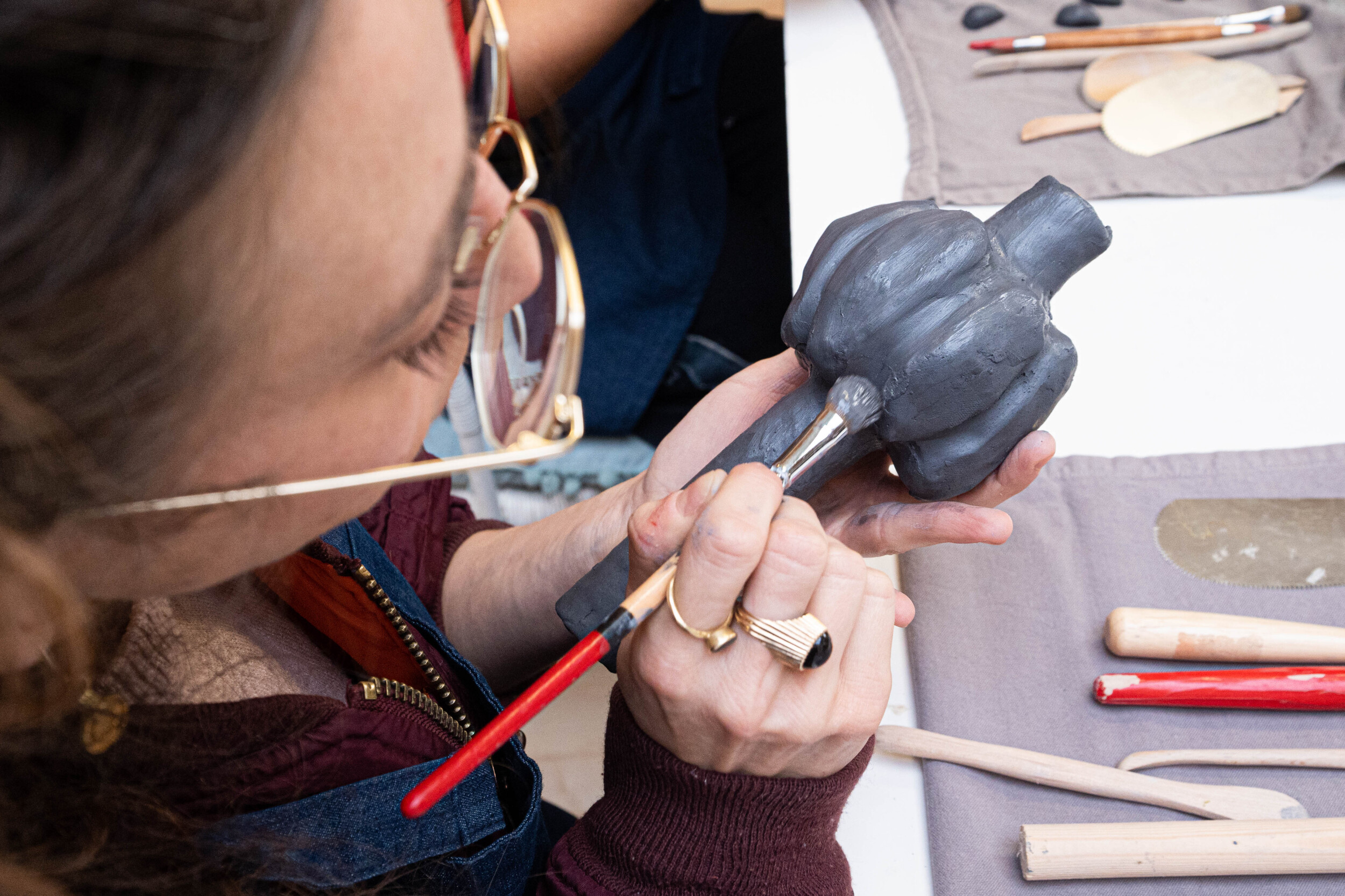 Wecandoo - Make two ceramic candlesticks with Beatricia - Image n°8