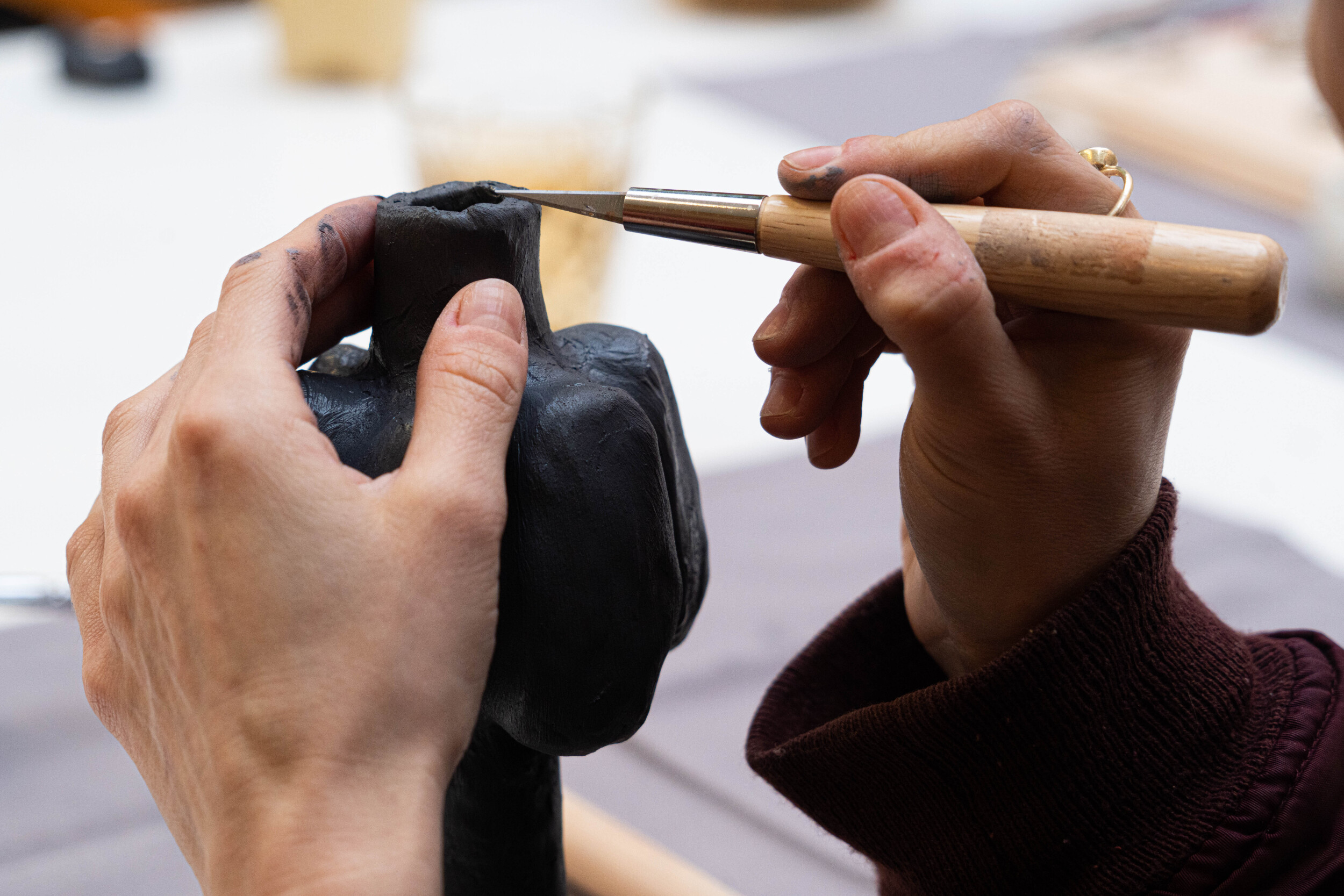 Wecandoo - Make two ceramic candlesticks with Beatricia - Image n°4