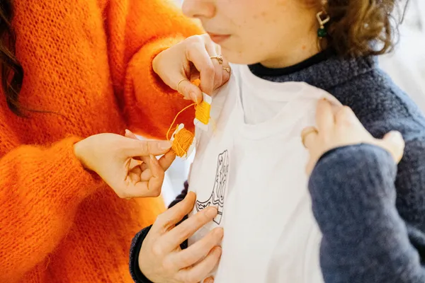 Embroider your t-shirt - Image n°2 - Wecandoo