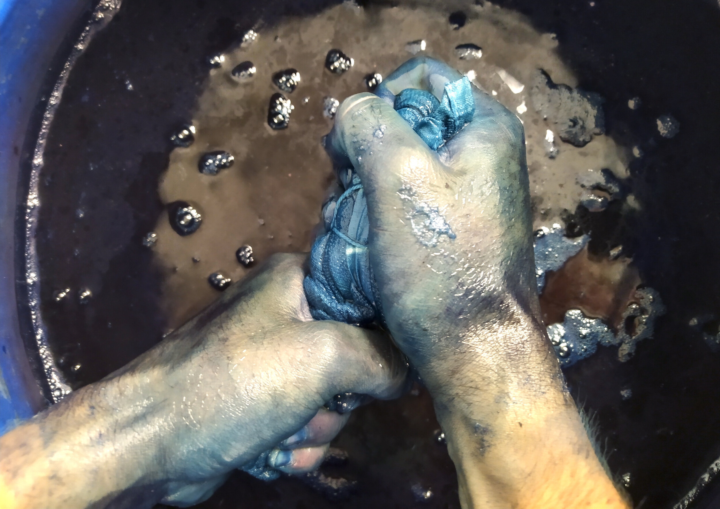 Initiez-vous à la teinture indigo