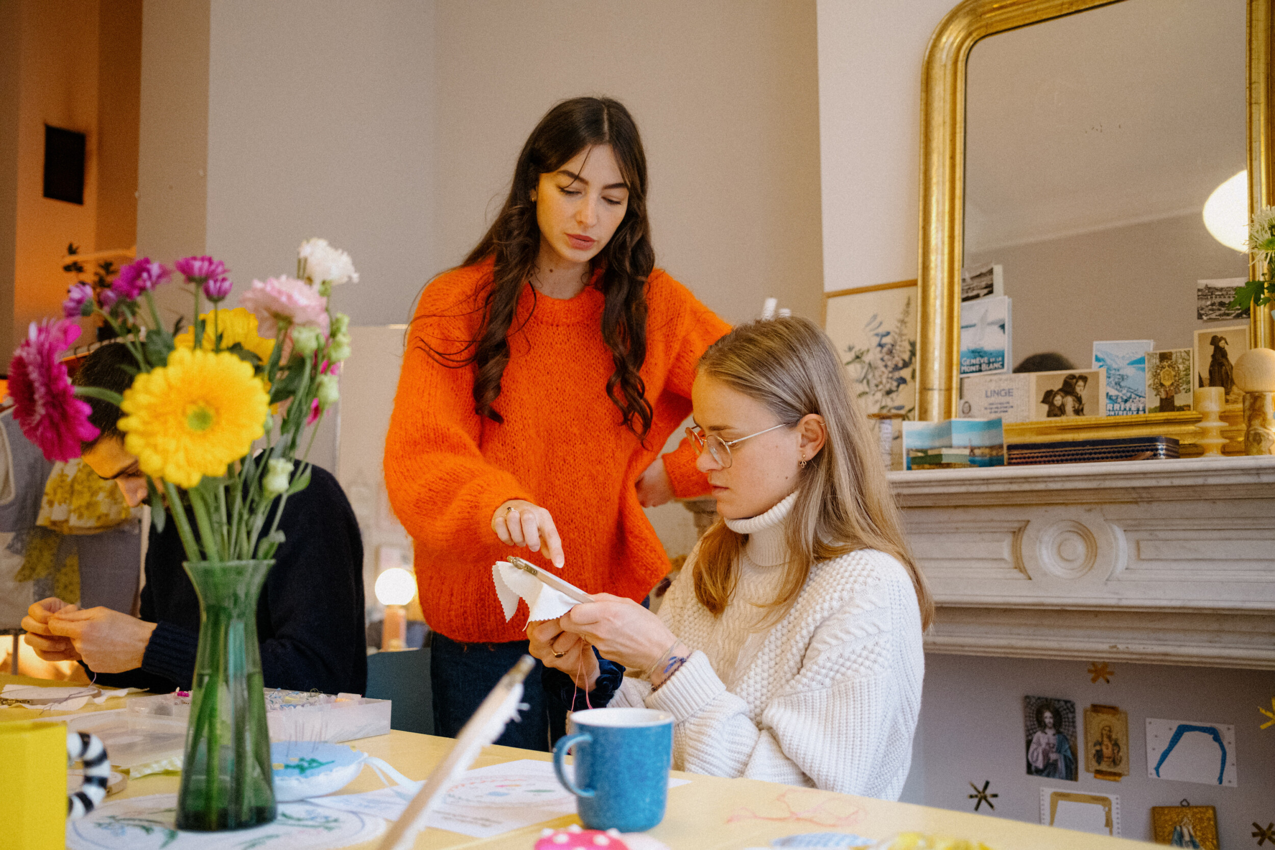 Découvrez la broderie en groupe
