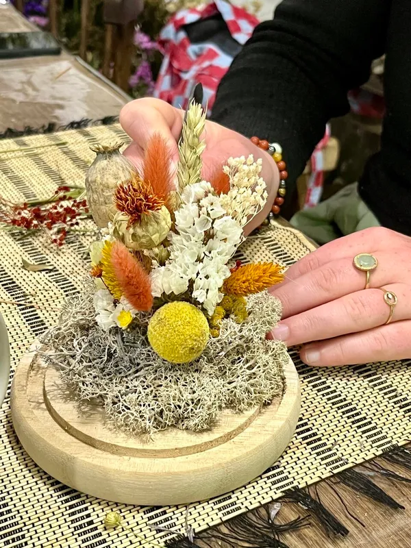 Créez votre cloche de fleurs séchées - Image n°3 - Wecandoo