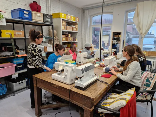 Réalisez votre sac banane personnalisé avec Astrid - Image n°4 - Wecandoo