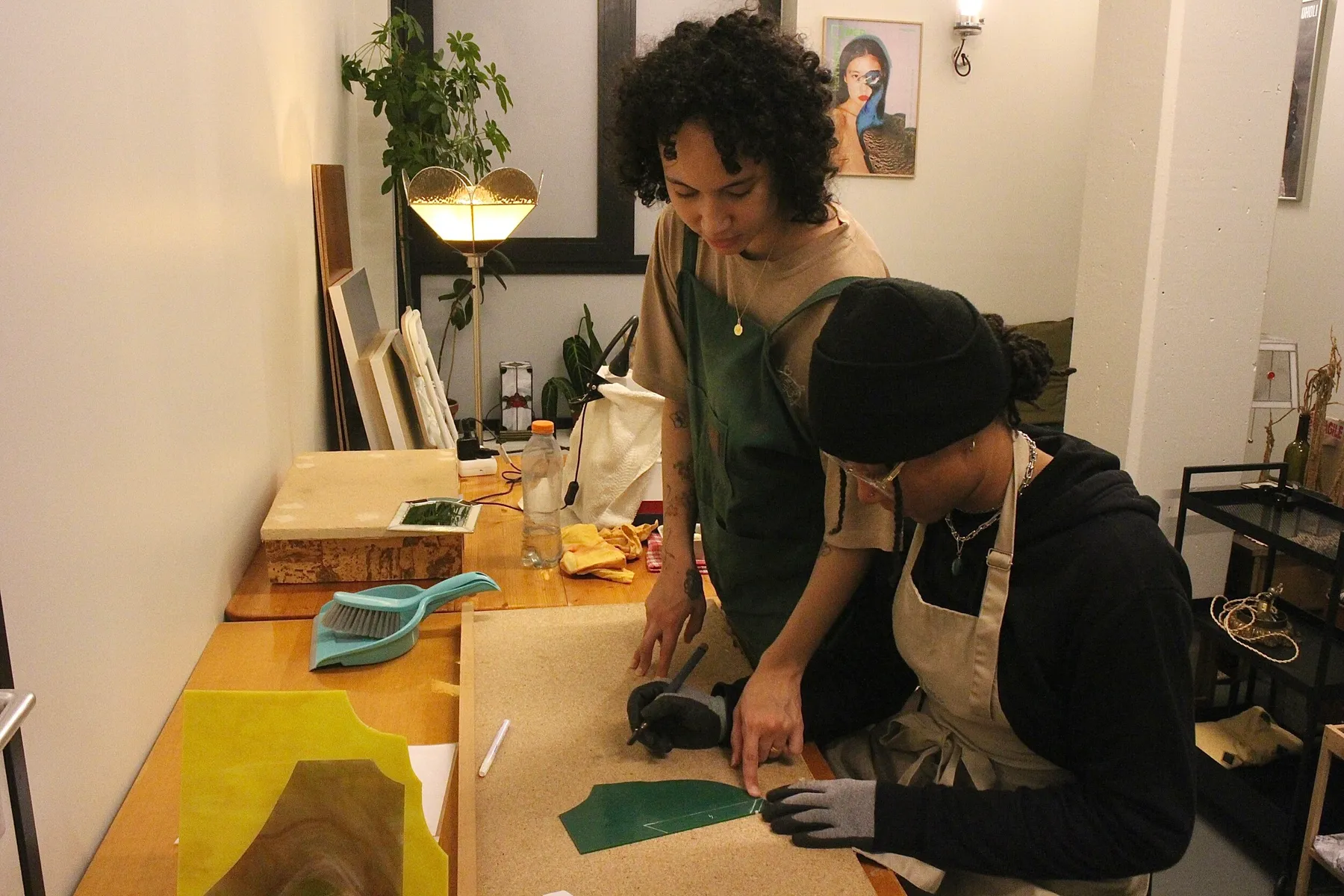 Réalisez votre miroir en vitrail avec Noëllie - Image n°3 - Wecandoo